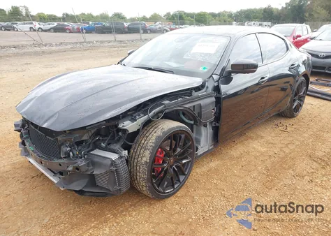 2022 Maserati Ghibli Modena Q4 from USA, damaged, VIN ZAM57YTM3N1383976